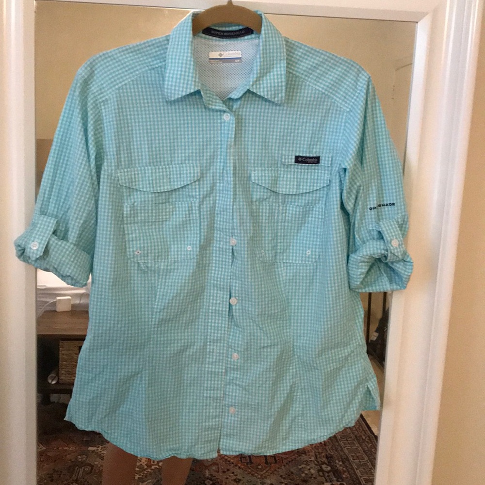 Women’s Gingham Columbia PFG button up